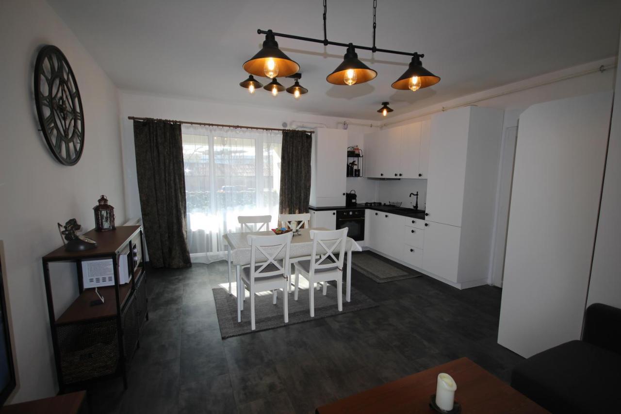 Apartment Francesca Mit Parkplatz Naehe Altstadt Nagyszeben Kültér fotó