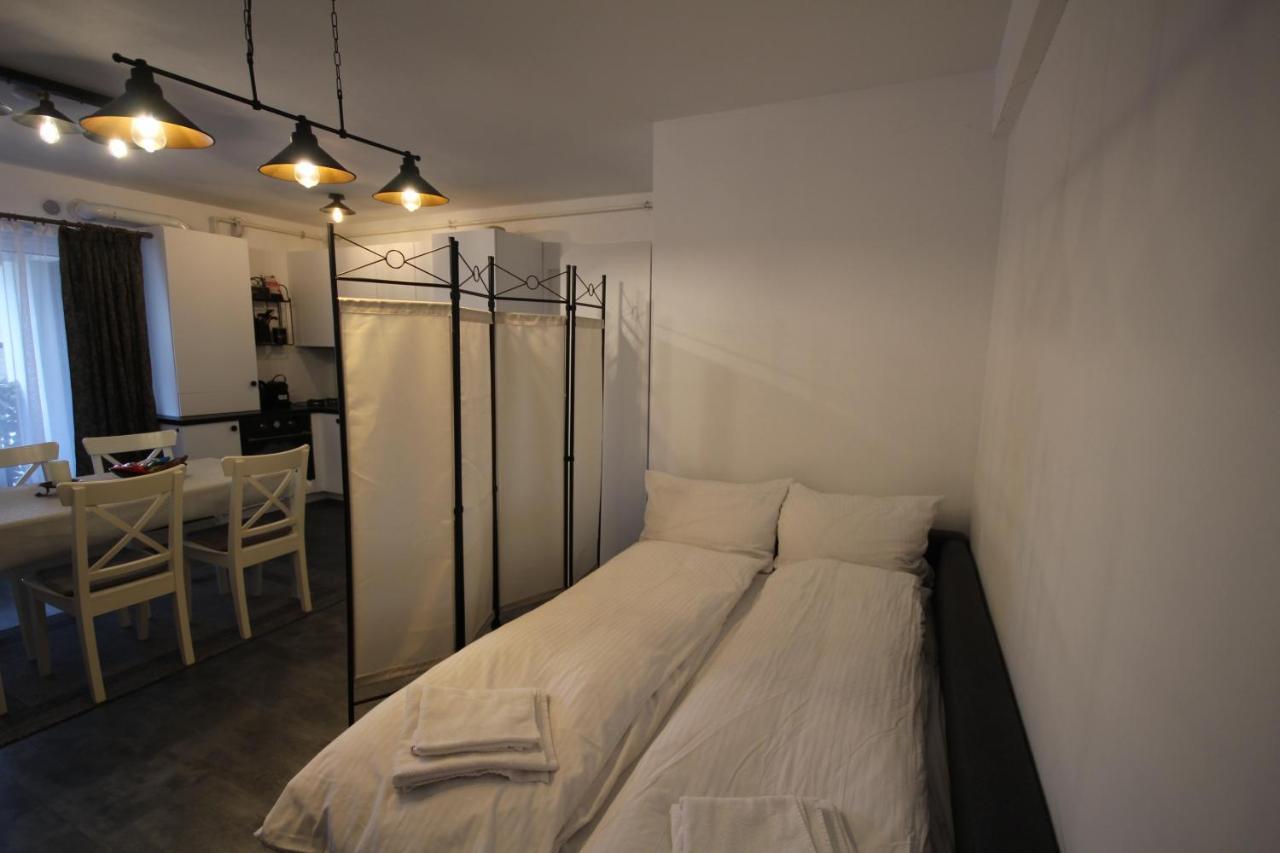 Apartment Francesca Mit Parkplatz Naehe Altstadt Nagyszeben Kültér fotó