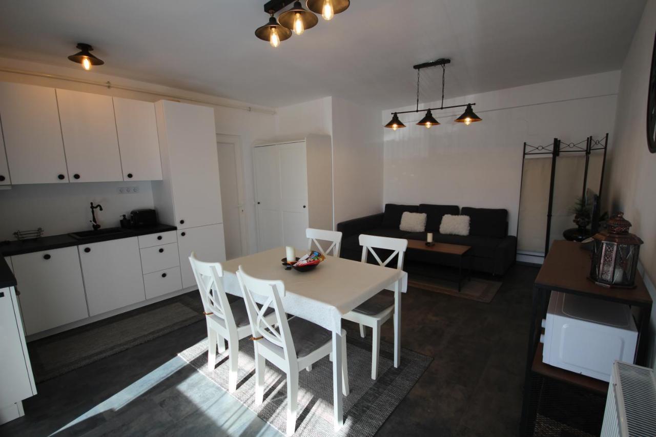 Apartment Francesca Mit Parkplatz Naehe Altstadt Nagyszeben Kültér fotó